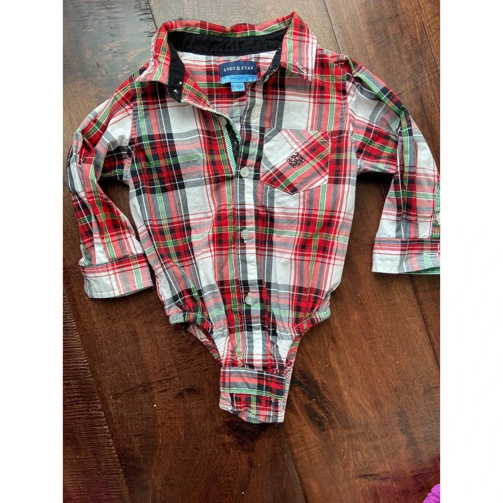 Andy and Evan‎ plaid Christmas onesie 12-18 mos fall
